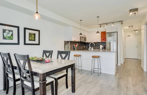 Downtown Victoria Condo | Chinatown Gem - Sunny South-Facing Suite in Historic Chinatown by Victoria Prime!