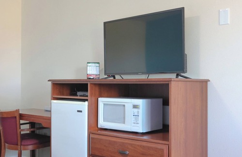 Mount Pleasant Hotel | Chippewa Motel