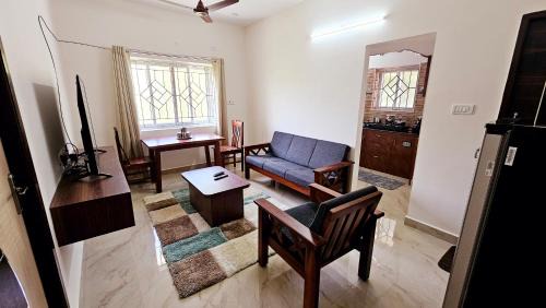 Perungudi Apartment | Chippy Service Apartments OMR No10