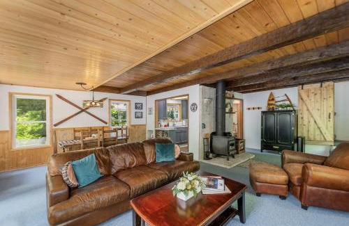Ardenvoir House | Chiwawa River Chalet by NW Comfy Cabins