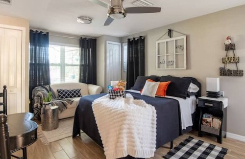 Lake Magdalene House | Chloe's Place