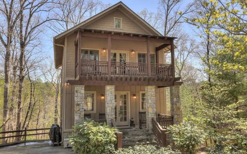 Big Canoe House | Choctaw Lodge -Play ping pong Relax by the wood fireplace Grill