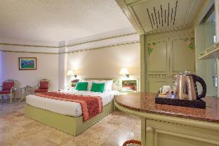 North Pattaya Resort | Cholchan Pattaya Beach Resort - SHA Extra Plus