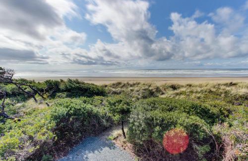 Rockaway Beach House | Chris's Oceanfront Getaway