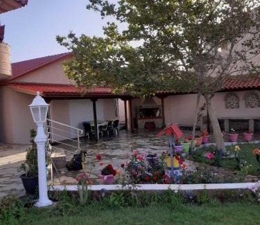Perigiali Villa | Christen house