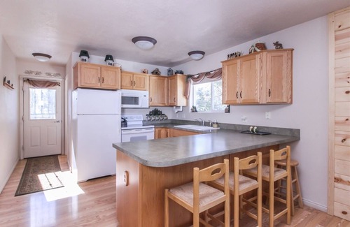 Meadow View Heights Cabin | Christensen Retreat - Spacious family cabin