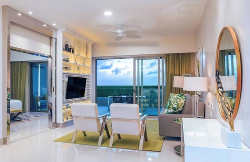 Puerto Juarez House | Christmas at Garza Blanca Cancun! Luxury 2 Bedroom Suite. 12/21/2024-12/28/2024