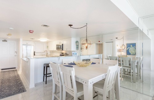 Daytona Beach Shores Condo | ☀CHRISTMAS ON THE BEACH!☀ The Shores Club #804 - Pickleball Court - Heated Pool