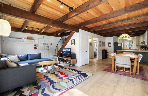 Christmas Valley Cabin | Christmas Valley Chalet | Tahoe Adventure Awaits!