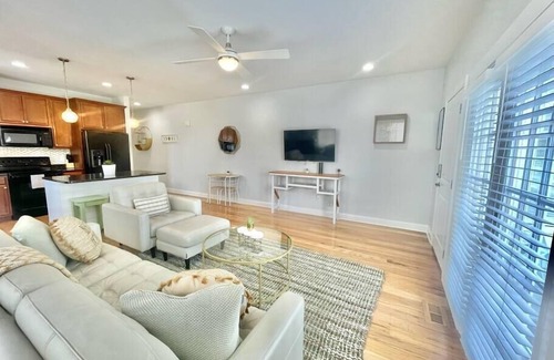 Wilmington Beach Apartment | Chubby Seahorse 1 at CB- 2 blocks from ocean