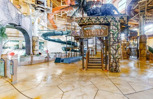 Wisconsin Dells Apartment | Chula Vista Condo 2408