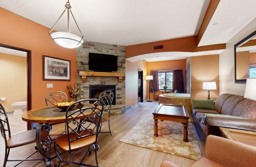 Wisconsin Dells Apartment | Chula Vista Condo 2343