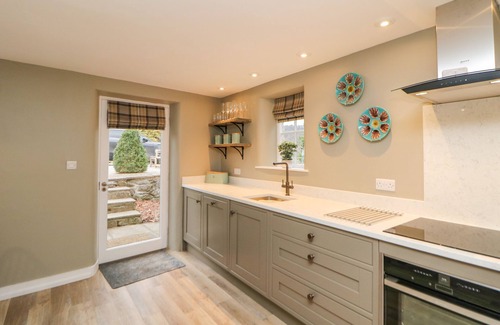 Bakewell Cottage | CHURCH COTTAGE, family friendly, luxury holiday cottage in Bakewell