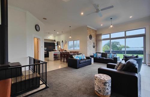 Riverton House | Church Street Charmer