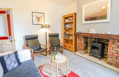 North Bitchburn Cottage | CHURCH VIEW COTTAGE, pet friendly, with a garden in Cockfield