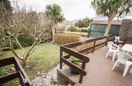 Cahirciveen Cottage | CHURCH VIEW, family friendly in Cahersiveen, County Kerry