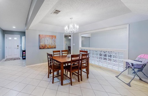 North San Antonio - SAT House | Churchill Escape