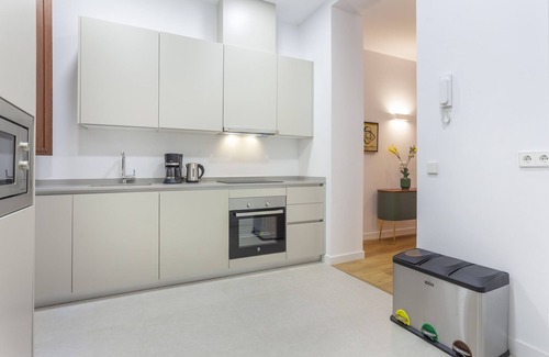 Cortes Apartment | Cibeles Luxe IV apartment in Madrid