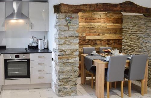 Boncath House | Cilwendeg Lodge