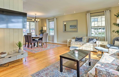 Clifton House | Cincinnati Vacation Rental: 5 Mi to Downtown!