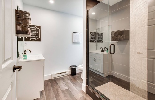 Norwood Apartment | Cincinnati Vacation Rental ~ 8 Mi to Downtown!