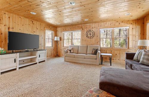 Beulah House | Cinders Whispering Waters and Wilderness Escape