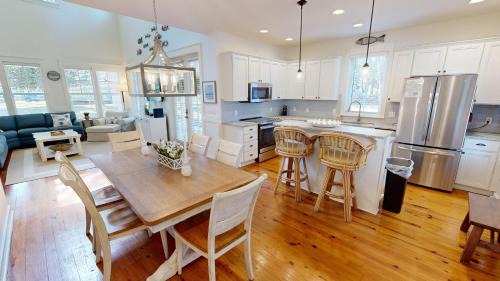Laurel Grove House | Cindie's Song
