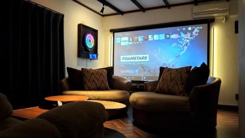 Motobu House | Cinema Resorts 1