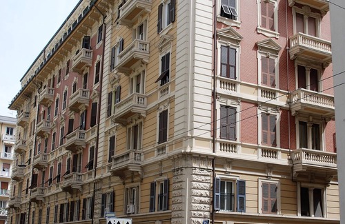 La Spezia Apartment | Cinque Terre The Promenade Apt - Two bathrooms