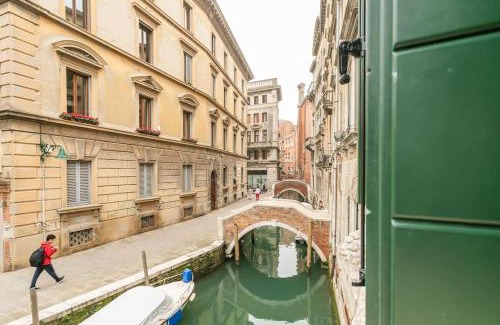 Santa Croce House | Cinqueteste Luxury Home