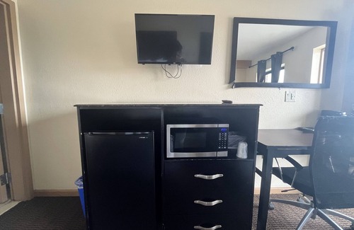 Hopelawn Hotel | Circle Motel Lodge