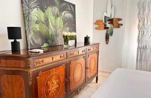 La Zubia Apartment | Cisneros Royal