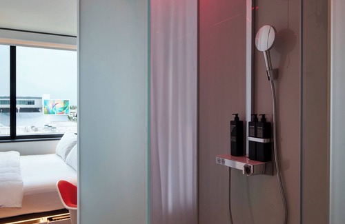 West Avenue Hotel | citizenM Miami South Beach