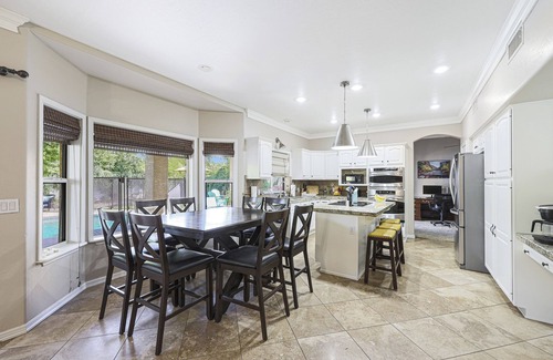 Mesa House | Citrus Grove Family & Work Friendly Home in Mesa sleeps 15