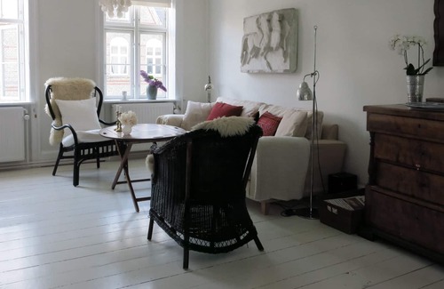 Vesterbro Apartment | City Apartment in Copenhagen with 2 bedrooms sleeps 4