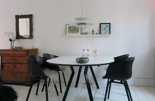Vesterbro Apartment | City Apartment in Copenhagen with 2 bedrooms sleeps 4