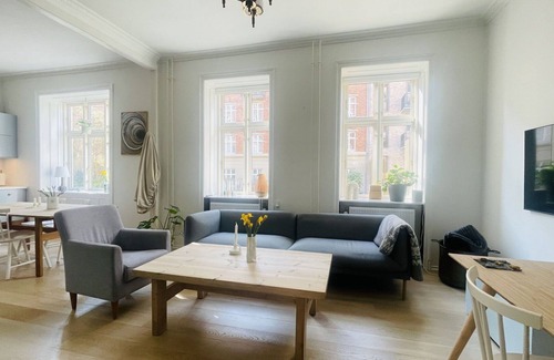 Frederiksberg Apartment | City Apartment in Frederiksberg with 2 bedrooms sleeps 4