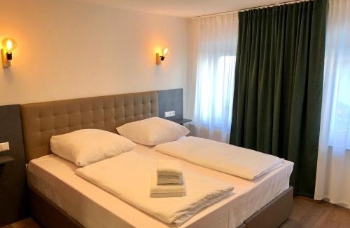 Metzingen Apartment | City Apartments, Outlet 100 Meter