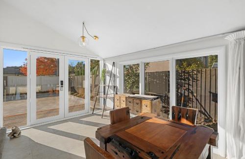 Christchurch House | City Calm Retreat and A Peaceful Family Haven