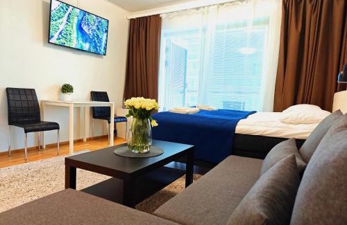 Oulu Apartment | City center 1R studio with perfect view, parking
