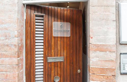 Old Town Apartment | City Center - Dimora Intima