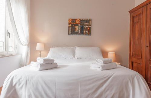Old Town Apartment | City Center - Dimora Intima