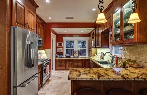 University Heights House | City Center Hillcrest Bungalow Vacation Rental