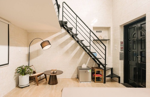 Trang Tien Apartment | City Center Home - 2 minutes to Hoan Kiem Lake, near Old Quarter, Trang Tien