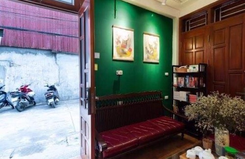 Đien Bien House | City center homestay with natural garden