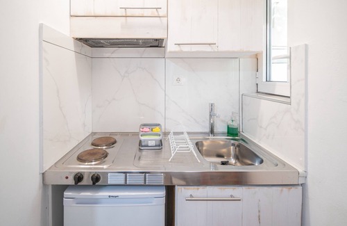 Heraklion Apartment | City Center Studio |H5