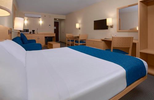 Culiacan Hotel | City Express by Marriott Culiacan