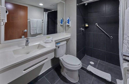 Irapuato Hotel | City Express by Marriott Irapuato Norte