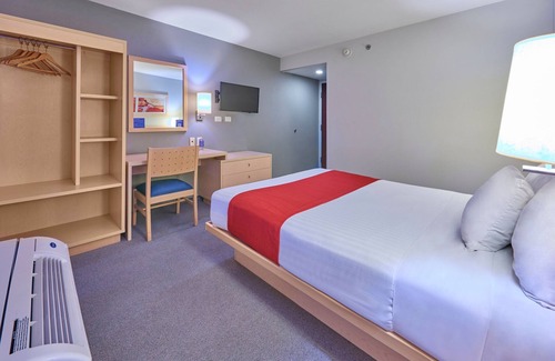 Saltillo Hotel | City Express by Marriott Saltillo Sur