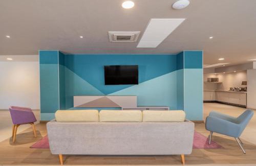 Jurica Apartment | City Express Suites by Marriott Queretaro